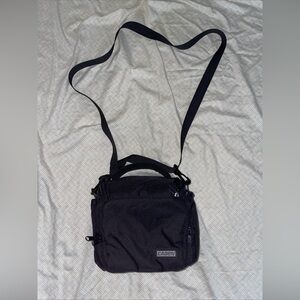 CADEN DSLR Mirrorless Camera Shoulder Bag Black Travel Case Padded